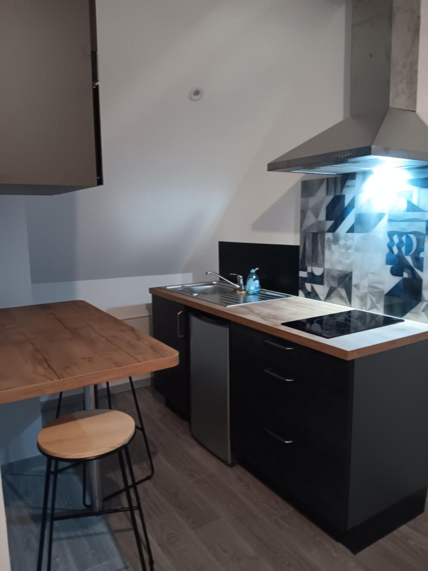 Studio Est Proche Centre Ville Лудеак Экстерьер фото