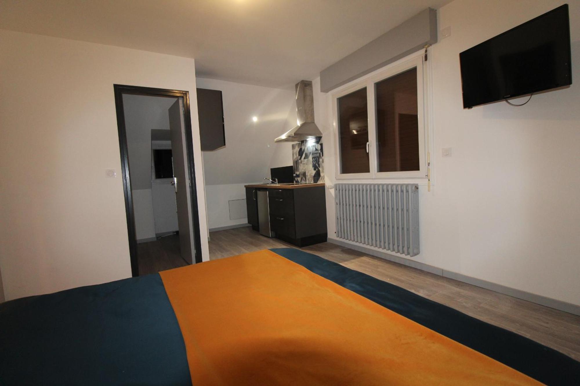 Studio Est Proche Centre Ville Лудеак Экстерьер фото